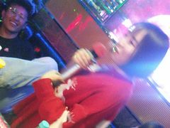 -好乐迪(张扬路八佰伴店)