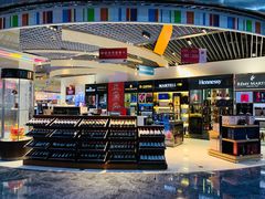 -中免(澳门机场免税店)