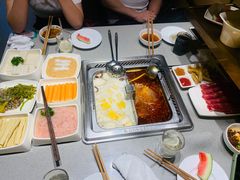 -海底捞火锅(金山百联店)