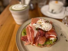烟熏三文鱼吐司-Egg•Allday Brunch(襄阳北路店)