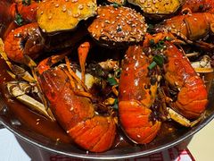 -肥肥虾庄·金牌油焖大虾(汉街SKP店)