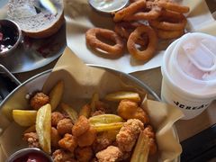 -J Create城市露营咖啡·简餐·宠物(上海动物园店)