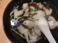 手工小馄饨-巧燕坊一笼一蒸(庆春广场地铁站店)