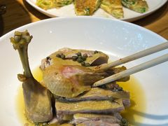 -小三峡食府(西五路店)