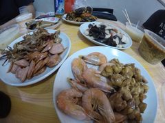 -蓝精灵饺子店