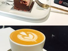 -UNI UNI(环亚凯瑟琳店)