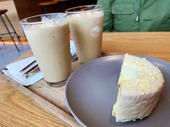 -星巴克臻选(上海合生汇1F店)