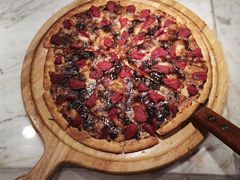 草莓巧乐力比萨-比格比萨自助(德思勤四季汇店)