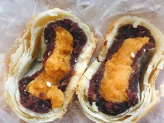 豆沙蛋黄酥-闻酥园(大慈寺店)