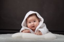 -小熊维尼高端孕婴摄影(清湖金銮店)
