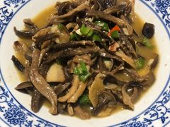 炒杂菌-富正毅三下锅·湘西韵味(天门山索道店)