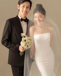 -喜爱高定婚纱摄影