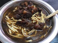 牛腩宽汤面-丽华早点(大成路店)