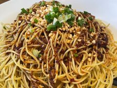 -严记小天府酸菜鱼(西四路店)