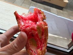 -VERIE BAKEHOUSE