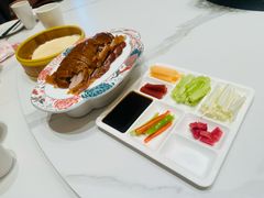 -梅利汴京烤鸭•开封豫菜地标店(东大街店)
