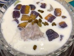 -广信牛奶甜品世家(台东店)