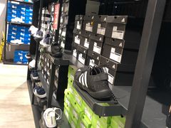 -首创奥特莱斯(西安店)