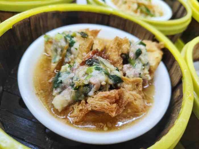 永记刺瓜肠粉(福星店)-"进门看到一对情侣点了好多,好好吃的样子,.