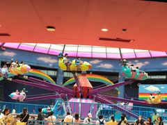 -蓝精灵乐园·世茂精灵之城主题乐园