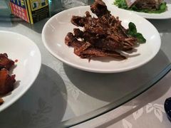 -品悦酒店(三林古镇店)