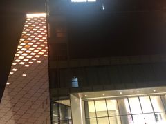 -龙湖虹桥天街-停车场