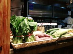 -野山舂·贵州现舂酸汤火锅(鸿通城店)