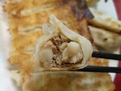 海三鲜锅贴-大眼锅贴水饺(河东店)