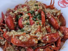 -肥肥虾庄·金牌油焖大虾(东湖欢乐谷店)