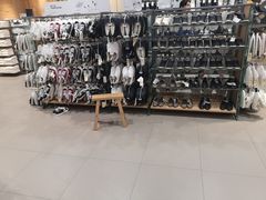 -MUJI无印良品(万达天鹅湖店)