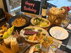 -Mark&Mars Restaurant