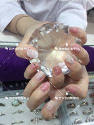 手部美甲-anni美甲店