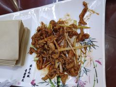 -金冠水饺园(泰山大街辅路店)