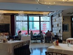 -马克西姆俄罗斯餐厅(通亚街店)