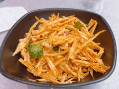 新年凉拌豆笋-聚味瞿记·龙虾堂(咸嘉湖店)