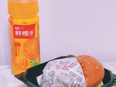 -The Habit Burger Grill 哈比特汉堡(爱琴海店)