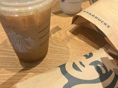 -星巴克臻选(北京银泰店)