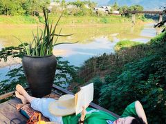 -乌托邦酒吧和餐厅