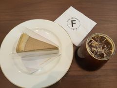 -Fridi Patisserie Cafe