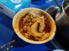 -马路边边麻辣烫(世纪金源店)