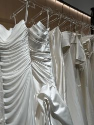 -派丽莫Pellimo原创设计婚纱品牌