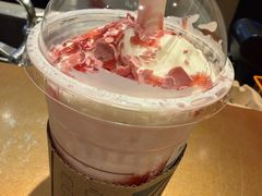 -星巴克臻选(上海中环广场2F店)