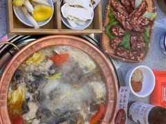 -阿婆情腊排骨火锅(金虹路店)