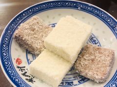 三色小方-黄氏许牛奶甜品专家(水晶街店)