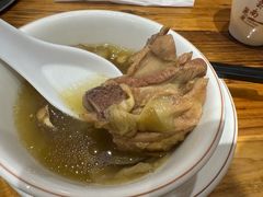 -菌之家·专业纯野生菌火锅·特色炒菌