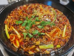 老铁锅秘制美蛙-鸿顺老铁锅美蛙鱼府(解放碑店)