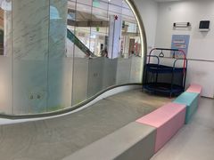 -龙格亲子游泳·水育早教运动中心(龙湾天街店)
