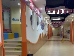 -蓝旗亲子游泳(范湖万达广场店)