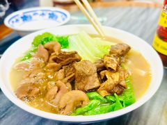 牛腩猪肠河粉-珍珍小食店(西华路店)