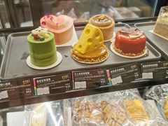 -星巴克臻选(华堂·新辰汇店)